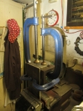 SHED 08  111115