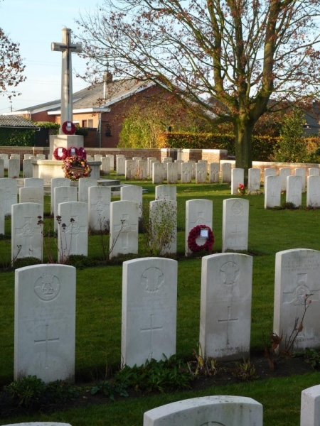 Vichte Military Cemetery