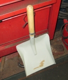 Fire shovel 151215