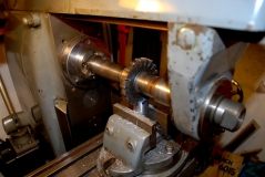 Crank bearings and rods 12