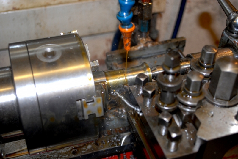 Crank bearings and rods 17
