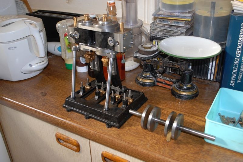 Crank bearings and rods 40