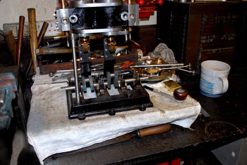 Crank bearings and rods 47