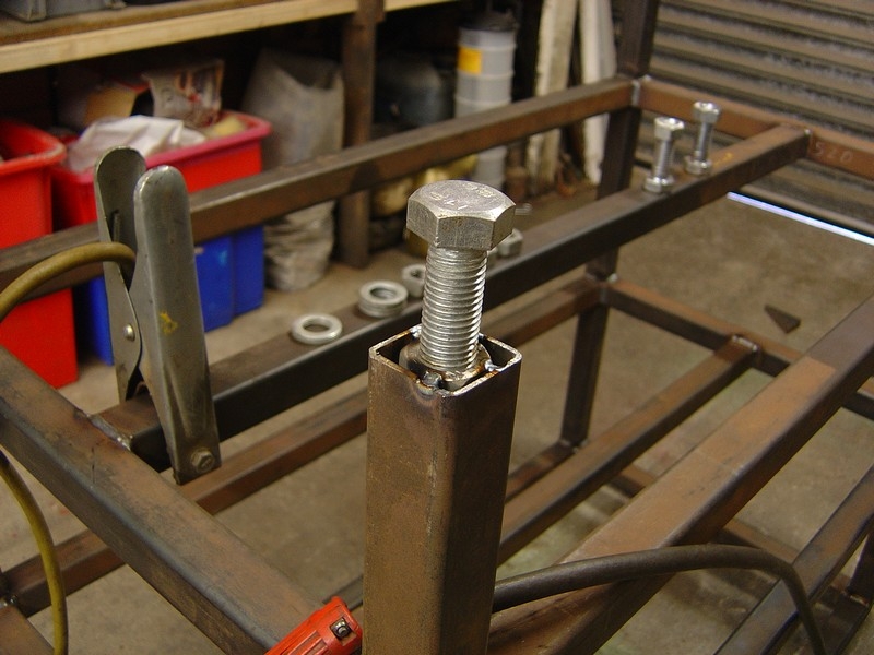 Chuck storage rack 008
