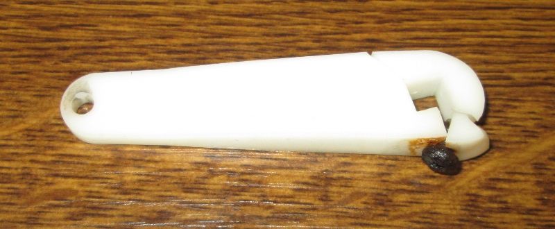 Broken flush link 140616