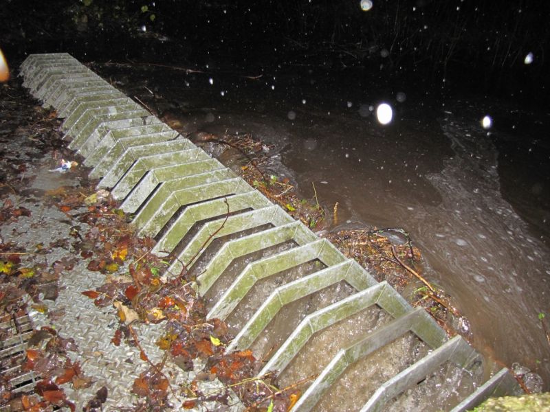 floods 15 12 12 021