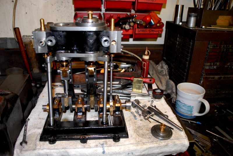 Crank bearings and rods 73