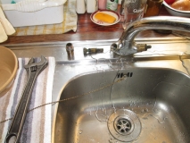 Kitchen tap repair 140916