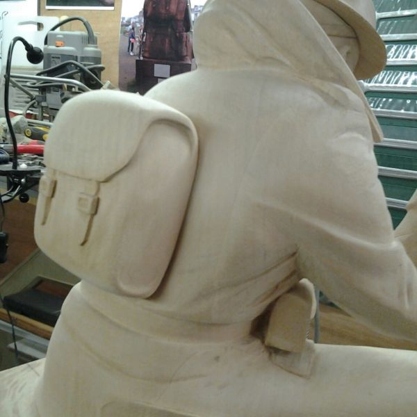 Mick carving 09 041016