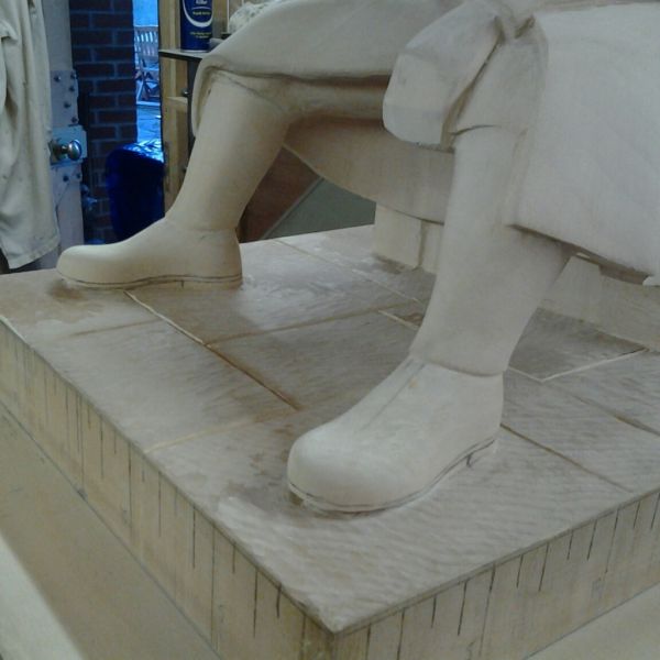Mick carving 08 041016