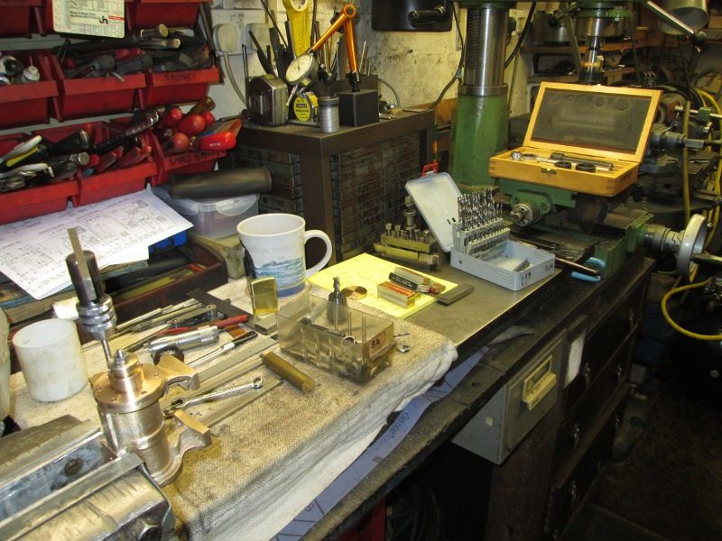 Cylinder covers 09 221116