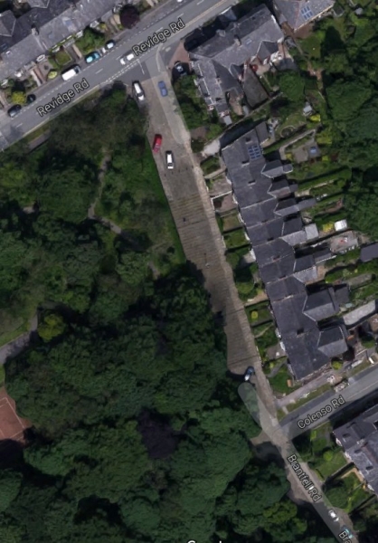 Brantfell Road, Blackburn with the steps visible