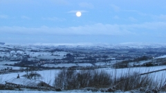Moon over Barlick 1