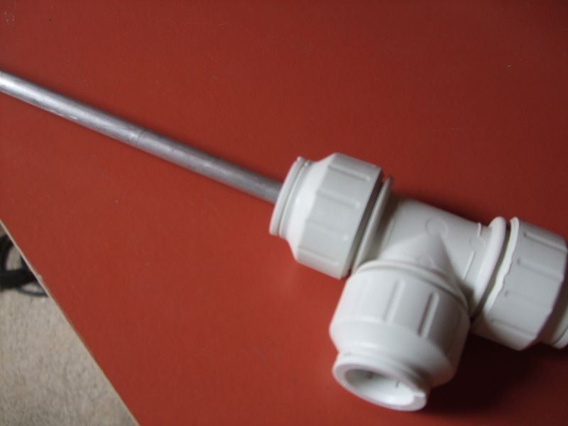 Bar and T connector