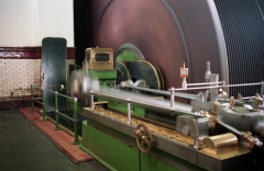 Ellenroadenginehouse900706