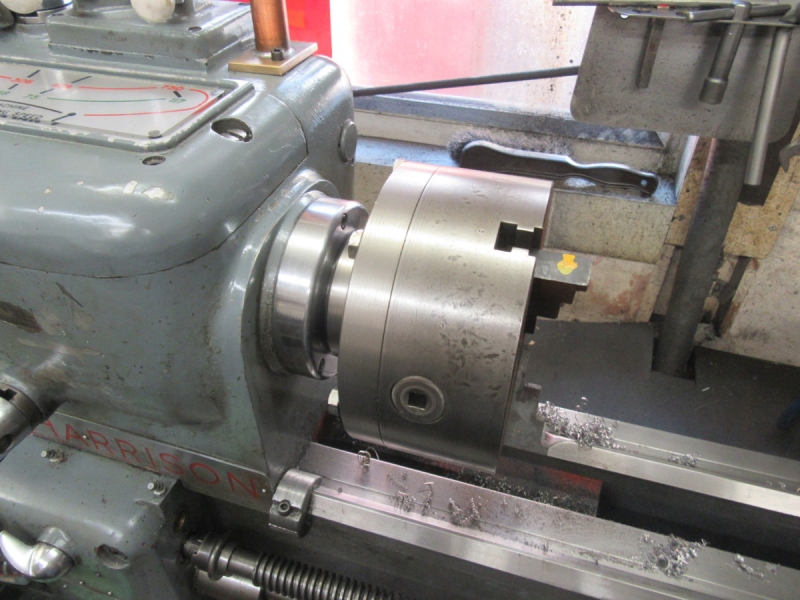 CUSHMAN CHUCK 01 190518