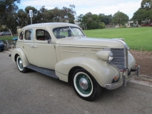 1938 Pontiac Silver Streak