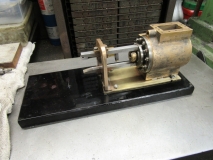 Newton engine 01 140918