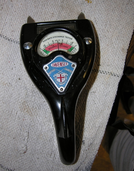 Davenset battery tester