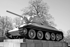 T34 tank at Tiergarten cemetery
