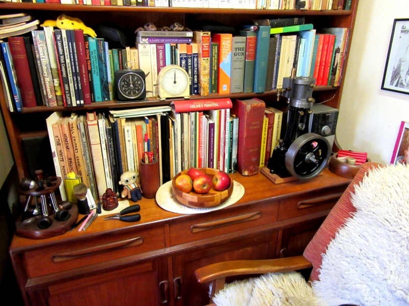 Sideboard 100319