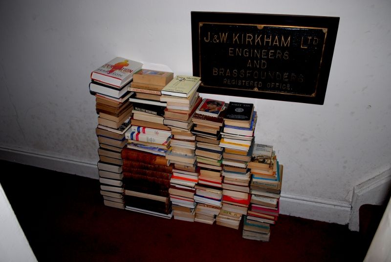 BOOK CULL