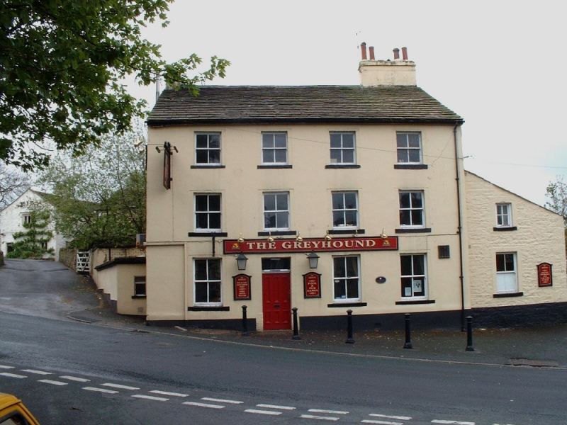 GreyhoundInn02150502