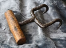 Sack hook