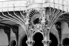 Cast iron in architecture