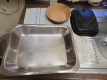Clean roasting tins March 2020