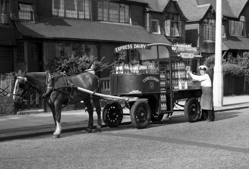 Milk float