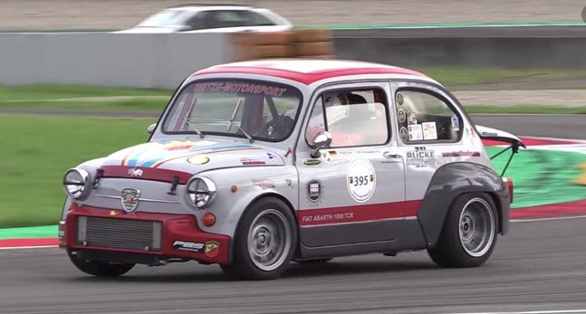 Abarth Fiat 500 racing