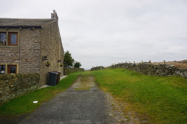 Track end at Stoops House