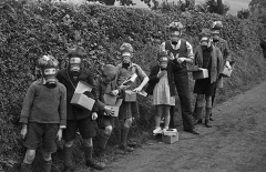 Gas masks WW2