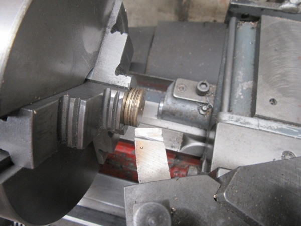 10H Engine 01 100621