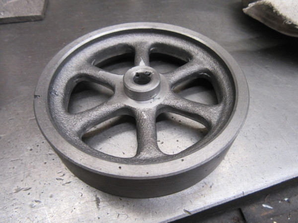 Flywheel blowholes