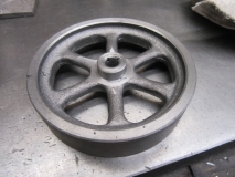 Flywheel blowholes