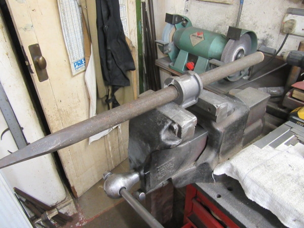 Stuart No9 05 061121