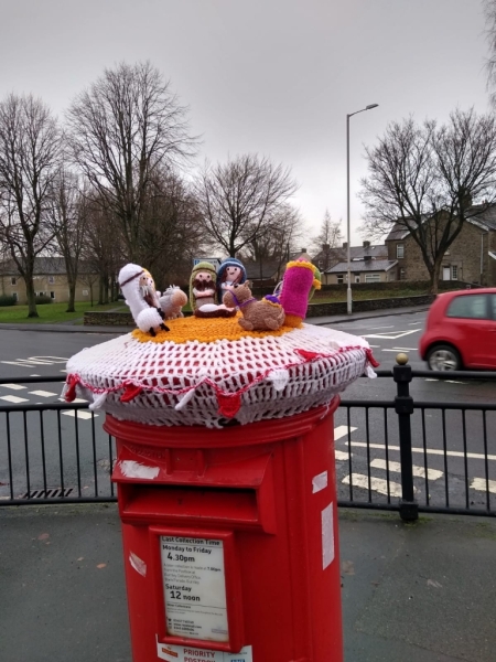Nativity pillar box Dec 21