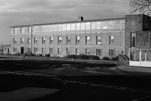 NewRoadSchool777901