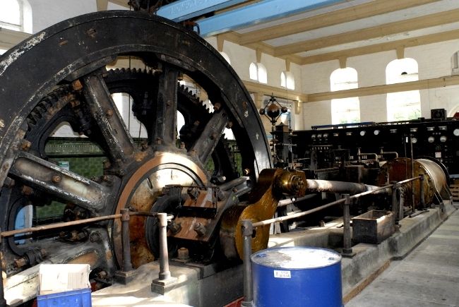 JUBILEE ENGINE 01