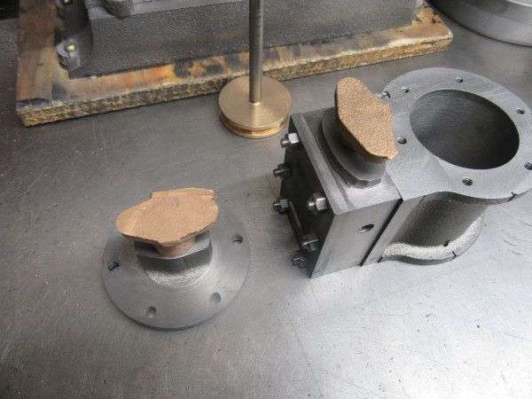 No 9 engine 01 100423