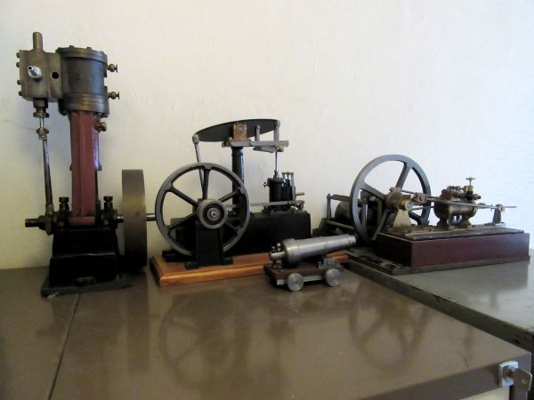 Lodger engines