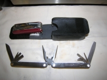 POCKET KNIVES