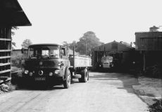 Can dock West Marton