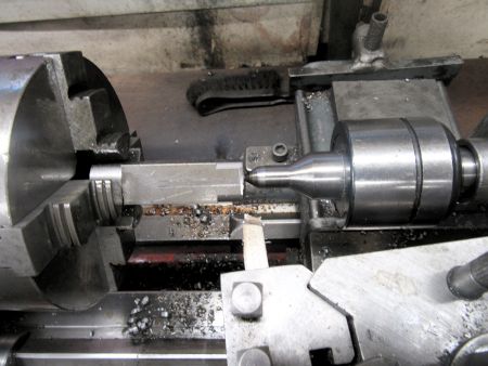 No9 engine 01 190724