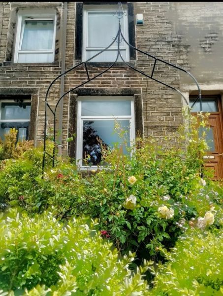 Rose arch