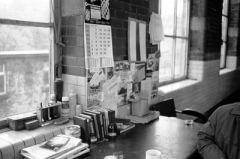 Enginehousedesk7712101