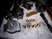 GLAND NUTS 01