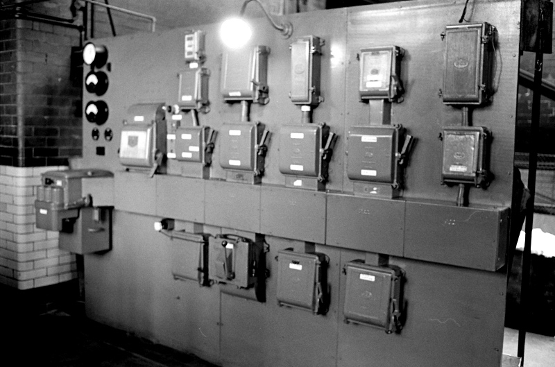 Switchgear7710801